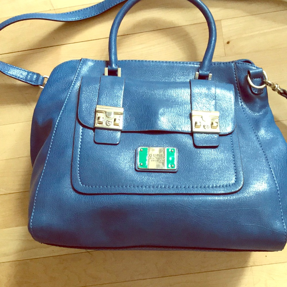 Guess handbag. Blue faux leather